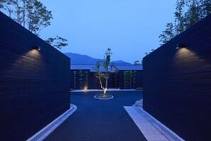 Property grounds - Miyajima Hanarenoyado IBUKU Bettei (Hatsukaichi)