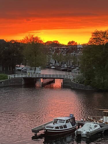 Bed and Bike Haarlem nr 1 Apartment