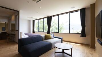 1 ๊ฐ์ ์นจ์ค, ๋ฏธ๋๋ฐ, ๊ฐ์ค ๋ด ๊ธ๊ณ , ์ฑ
์