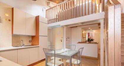 Deluxe Apartment Split Level