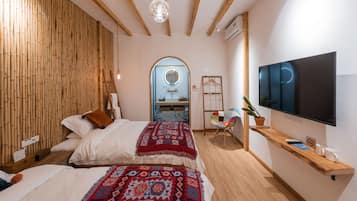 Habitación Elite doble, vistas al jardín | Ropa de cama de alta calidad y edredones de plumas