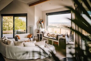 Smart TV, DVD player, table tennis, books - Haven of peace in the countryside for 8 people (pimbo)