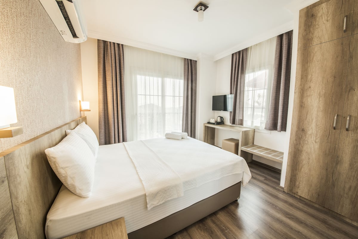 Chambre Double Deluxe (Ena)