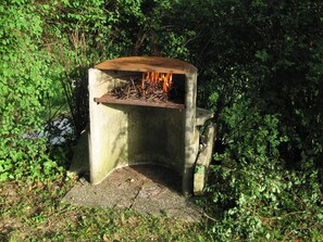 Grill-/Picknickplatz