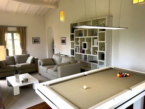 TV, fireplace, DVD player, table football