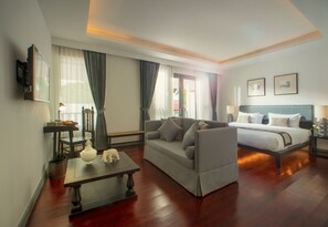 Souphattra Suite | Minibar với thức ăn, đồ uống miễn phí, két bảo mật tại phòng 