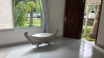 Villa, 4 Bedrooms, Sea View | Room amenity