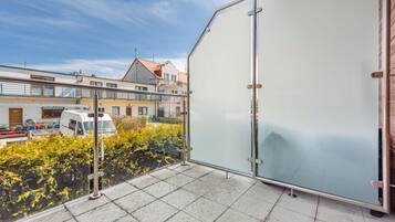 Studio (2) | Balcony view