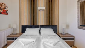 Ảnh chưa phân loại, 5 trong số 43 ảnh, nút