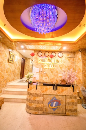 Reception - Phuong Linh Hotel (Ho Chi Minh City)