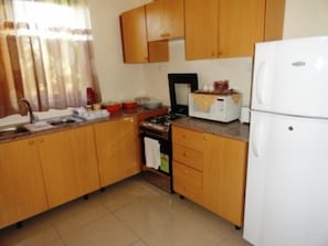 Apart Daire, 2 Yatak Odası | Özel mutfak | Buzdolabı, mikrodalga fırın, set üstü ocak, elektrikli su ısıtıcısı