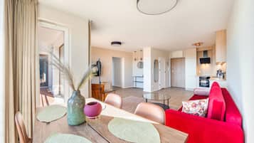 Apartment (5A/15) | Wohnbereich | Flachbildfernseher
