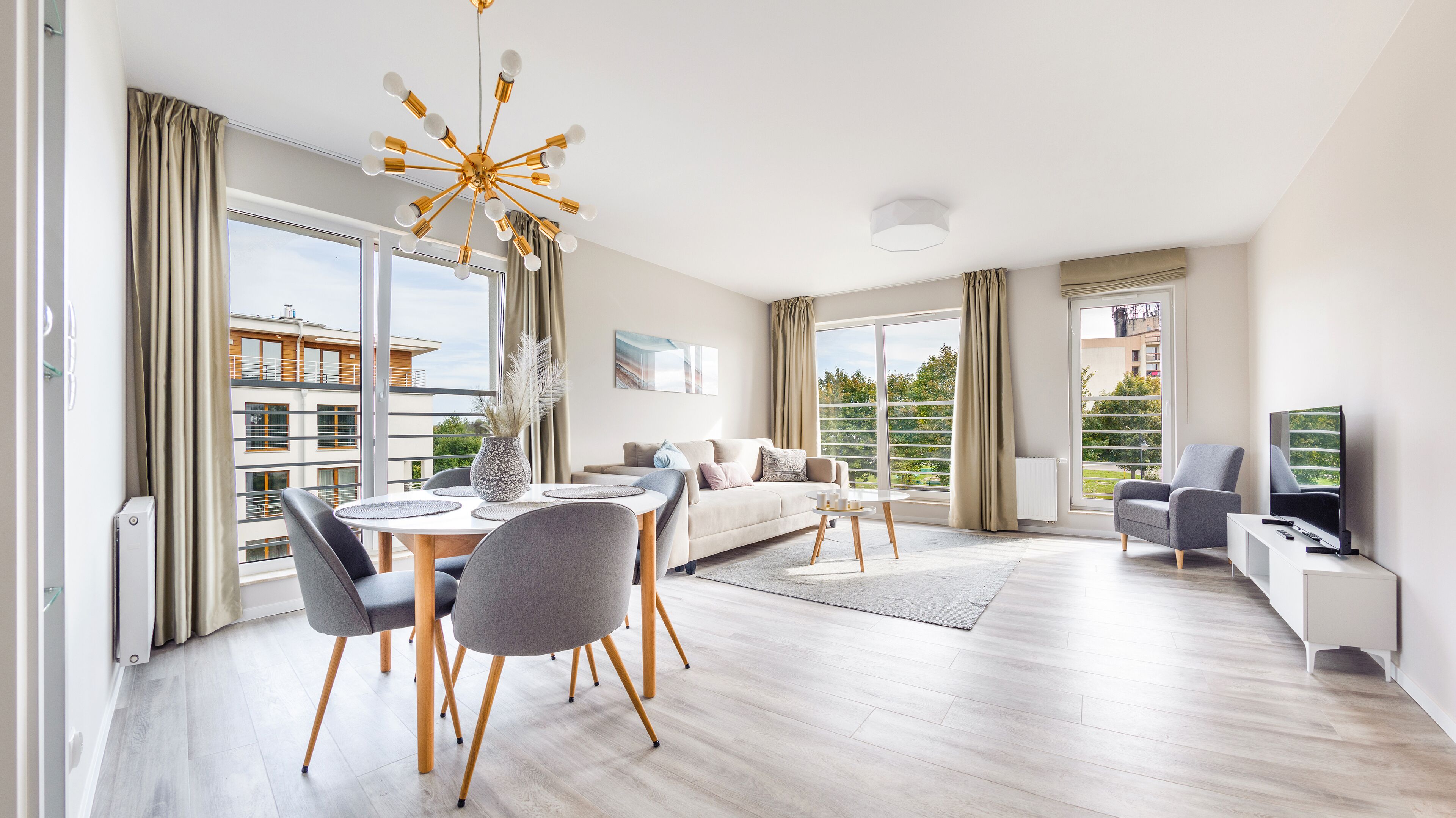 Apartment (5/23/1) | Living area | Flat-screen TV