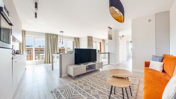 Apartment (5 /23/2) | Living area | Flat-screen TV