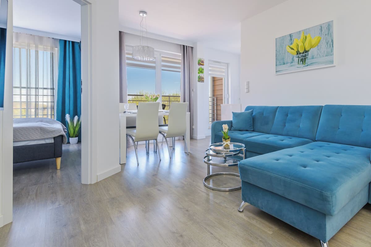 Apartment (5A/18) | Living area | Flat-screen TV
