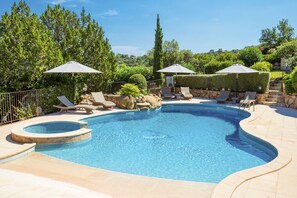 Outdoor pool, pool loungers