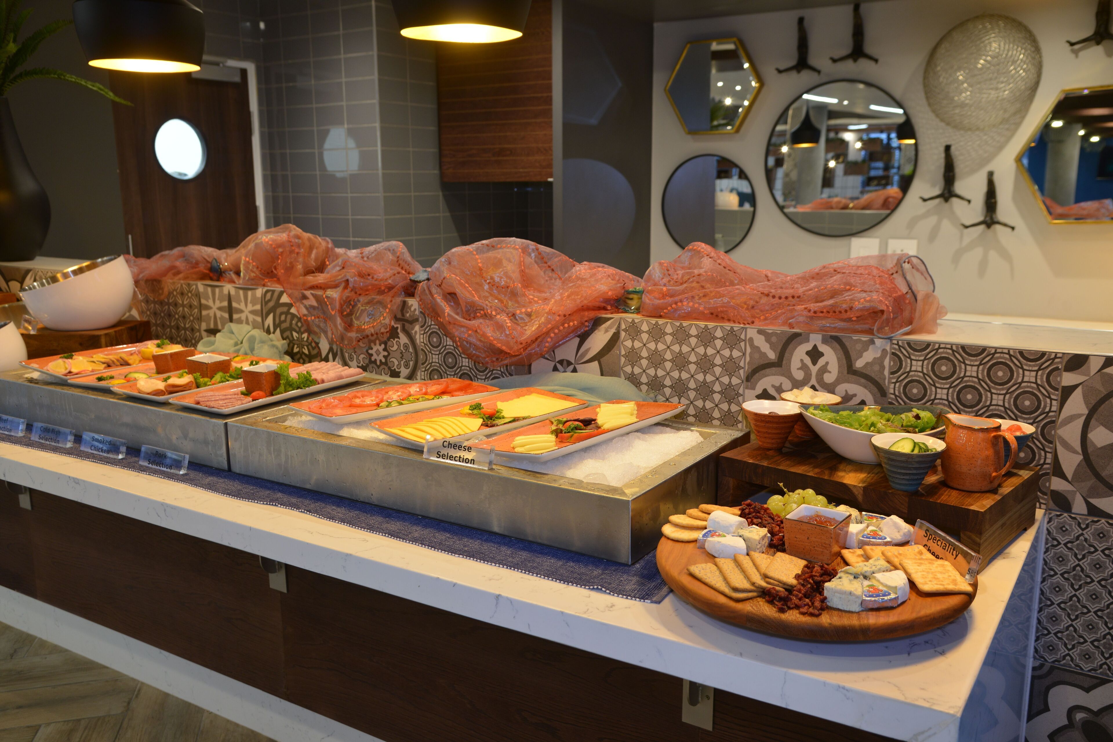 daily english breakfast (zar 170 per person)