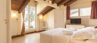 Santo Stefano Apartments  Attic with Terrace