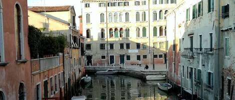 Apartment, 2 Schlafzimmer, Kanalblick | Ausblick vom Zimmer