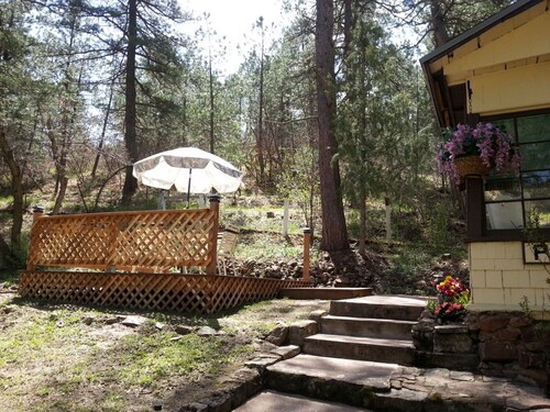 Pine Away/ 1 bedroom, 1 bathroom