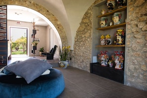 Lobby - Oikos in Terre di Zaccanello (Racalmuto)