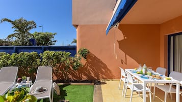 Nhà Duplex Exclusive, 2 phòng ngủ, hiên | Hiên