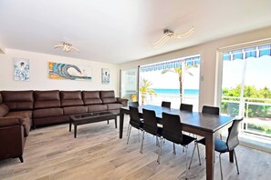 Dining - GR Luxury apartment first line beach Benidorm (Benidorm)