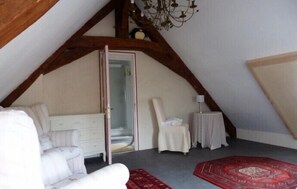 Living area - Les Nuitées de Danse La Source (Trezelles)