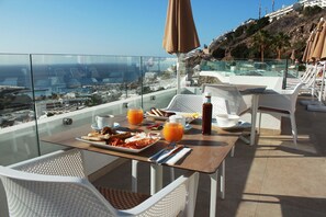Outdoor dining - Servatur Hartaguna - Adults Only (Mogan)