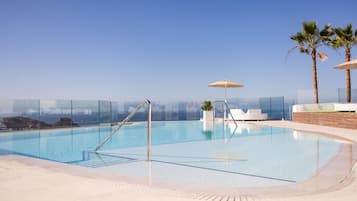 Outdoor pool, pool umbrellas