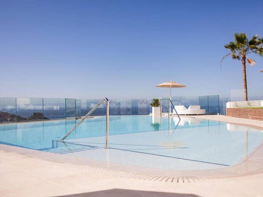 Outdoor pool, pool umbrellas