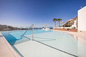 Outdoor pool, pool umbrellas