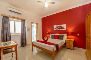 Double or Twin Room, Sea View | Individually decorated, individually furnished, desk, laptop workspace - Electra Guesthouse (Zebbug)