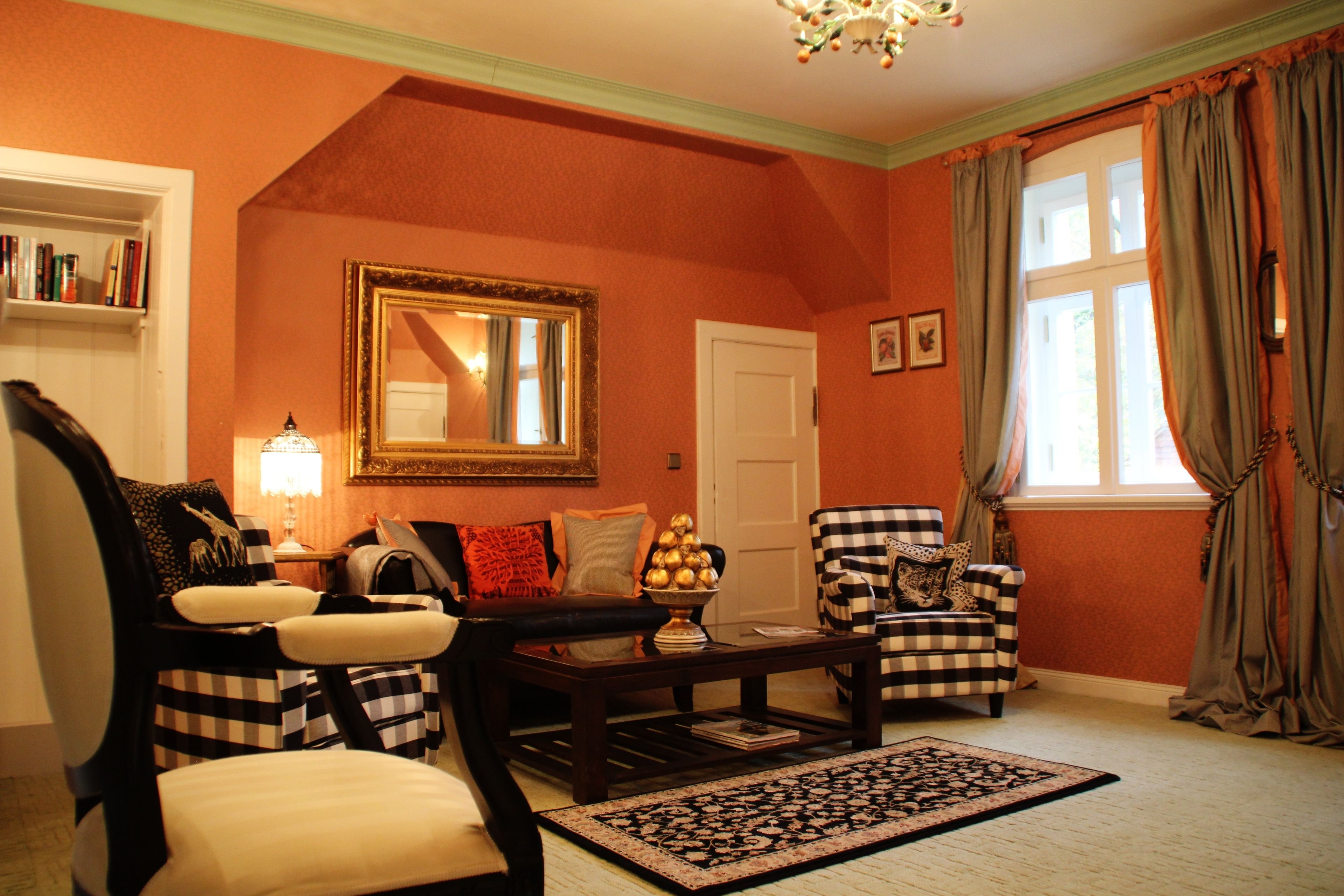 Suite (Lady Hamilton) | Wohnzimmer | Flachbildfernseher