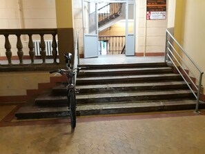 Interior entrance - Hostels Let's Go Here (St. Petersburg)