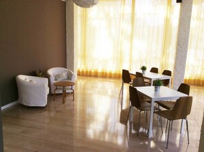 Zona de estar del vestíbulo