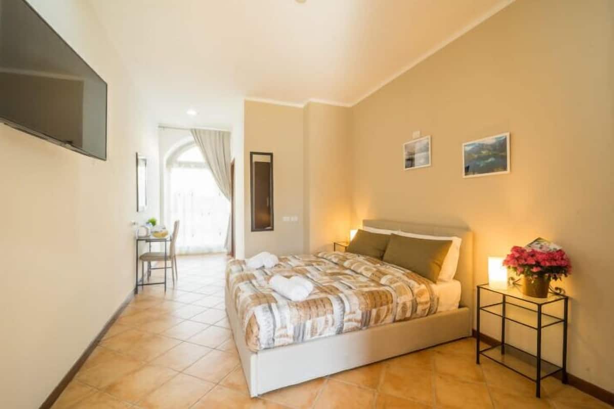 Room, 1 Double Bed (MENAGGIO 5) | Desk, blackout curtains, free cots/infant beds, free WiFi