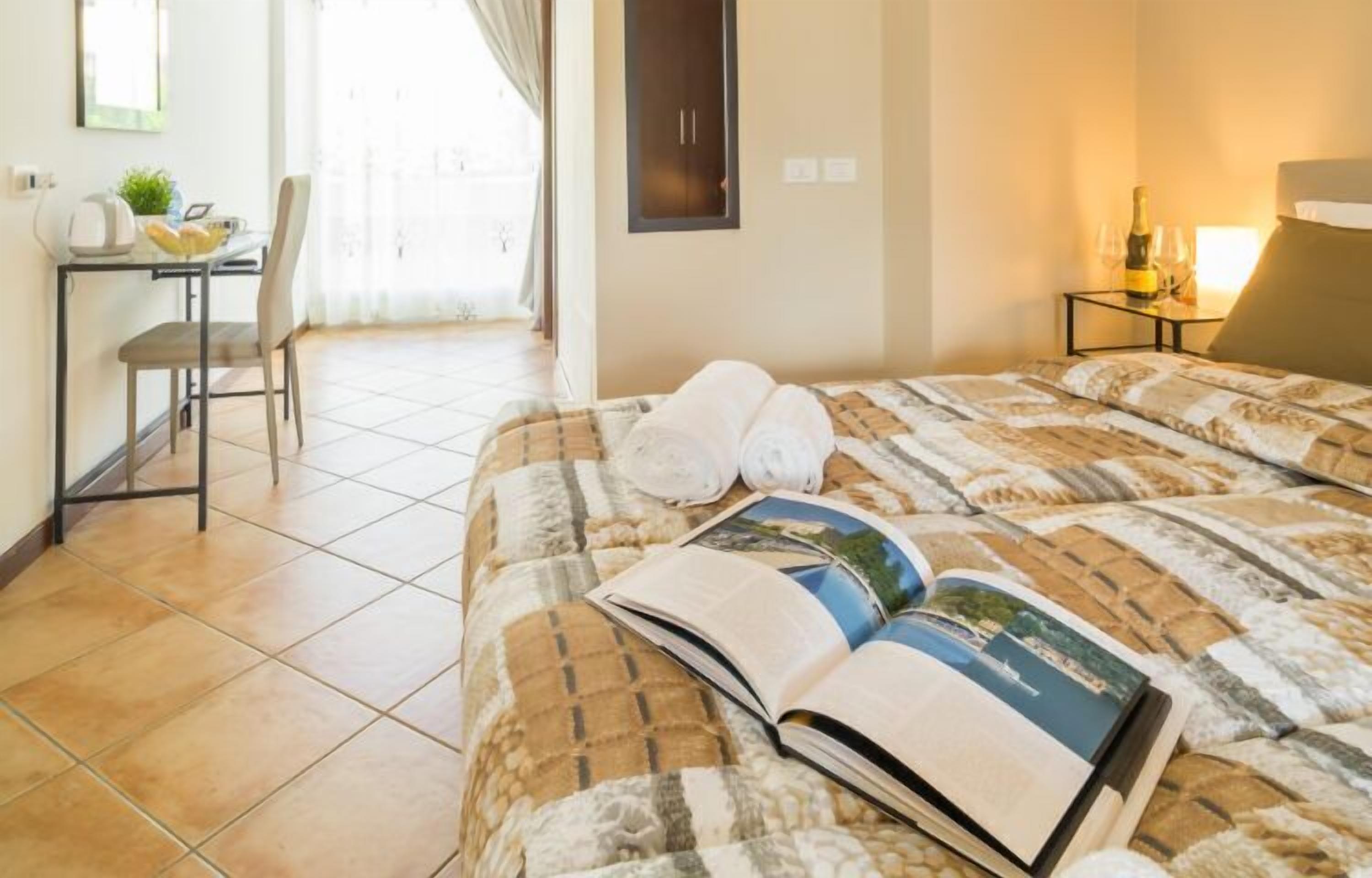 Zimmer, 1 Doppelbett (MENAGGIO 5)