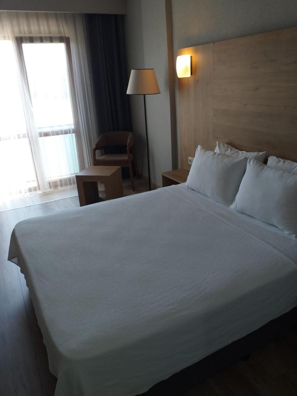 minibar, desk, laptop workspace, soundproofing