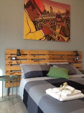 Double or Twin Room, City View | Individually furnished, desk, laptop workspace, iron/ironing board - Alloggio Lentini (Carlentini)