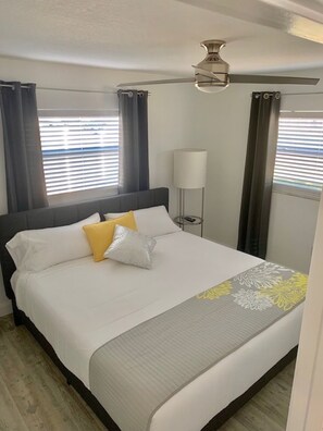 2 bedrooms, iron/ironing board, Internet, bed sheets