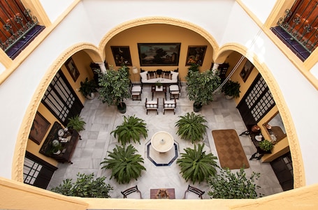 Interior detail. Casa San José