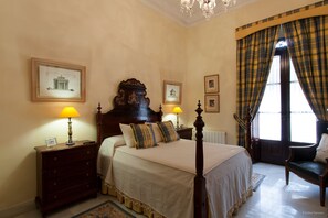 Deluxe Room, Balcony, City View