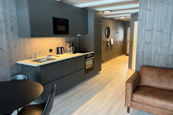 Apartment (2-5 people) | Private kitchen | Fridge, oven, stovetop, coffee/tea maker