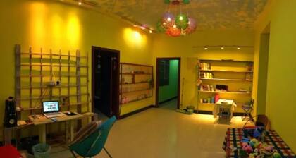 Fenghuang Long Time No See Hostel