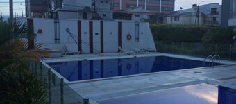 Lujoso Apartamento, Excelente Ubicacion