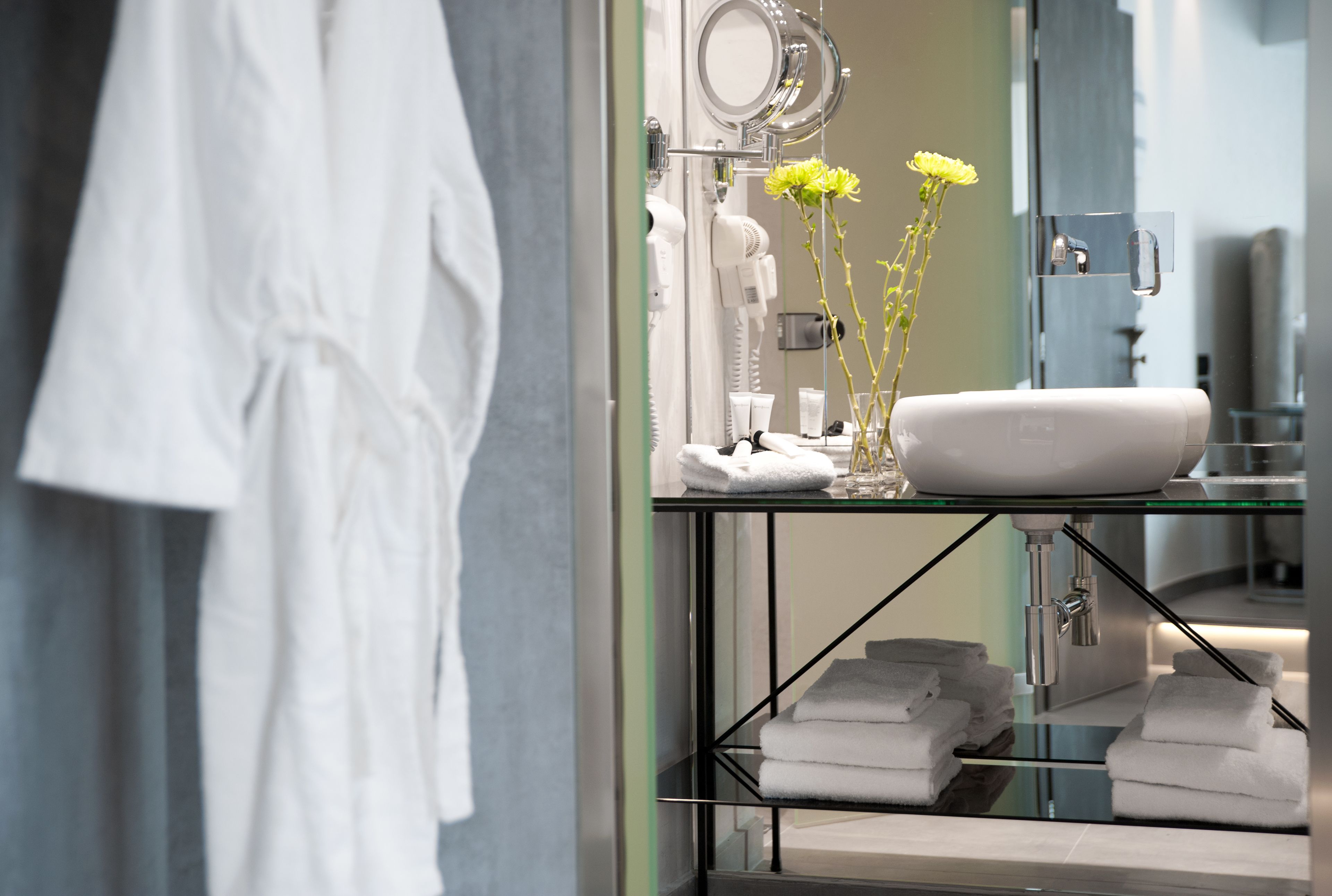 superior double room | bathroom | shower, free toiletries, hair dryer, bathrobes