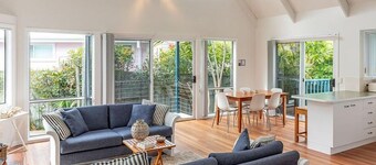 Twin Peaks 2 at Boomerang Beach