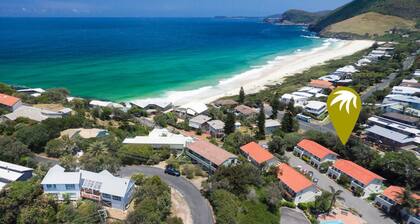 Bella Villa Manyana 19 great location short stroll to the beach and local shops