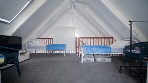 3 bedrooms, iron/ironing board